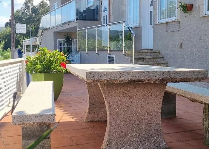 Pensión San Antón 3*